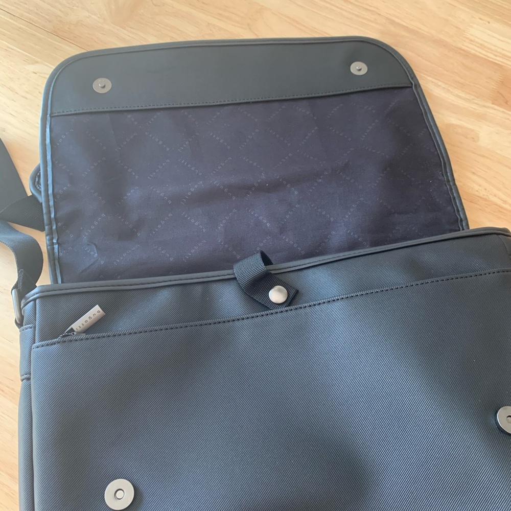 Bugatti Computer Bag - Picture 2 of 8